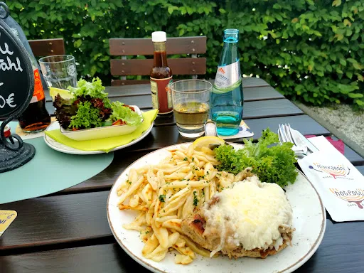 Bild von Restaurant „Makkaroni“, Shop und Gläserner Produktion