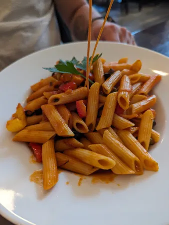 Bild von Restaurant „Makkaroni“, Shop und Gläserner Produktion