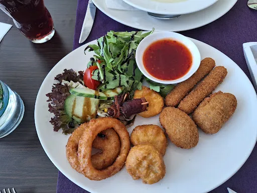 Bild von AZado Restaurant & Café