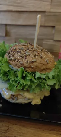 Bild von Eskinivvach Burger Eisenach