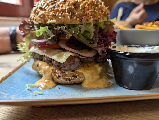 Bild von Eskinivvach Burger Eisenach
