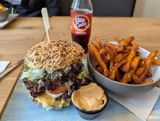 Bild von Eskinivvach Burger Eisenach