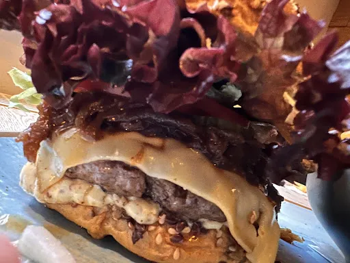 Bild von Eskinivvach Burger Eisenach