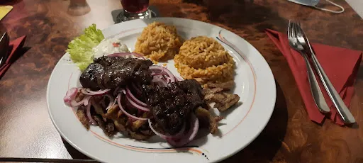 Bild von Griechische Restaurants NinePins-Grillhaus