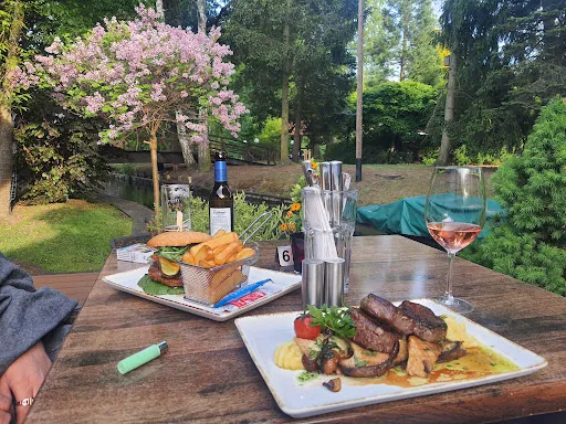 Bild von Gasthaus Hirschwinkel in der Hotelanlage Starick