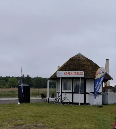 Bild von Fischräucherei Rennhack am Hafen