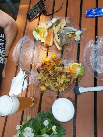 Bild von Fischräucherei Rennhack am Hafen