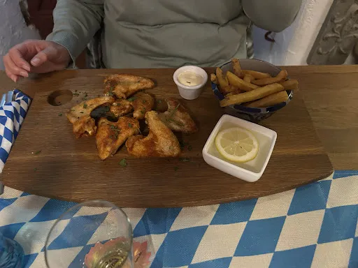 Bild von Wirtshaus mit Herz - ehem. Zum Schwarzen Kopf