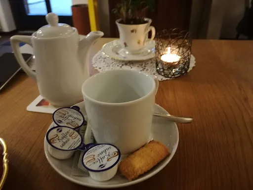 Bild von Café Zeitlos im Handwerkerhof