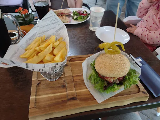 Bild von Bistro Restaurant Café-Bar Cheers