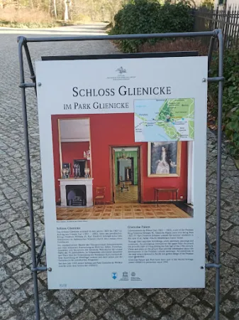 Bild von "Lutter & Wegner" im Schloss Glienicke