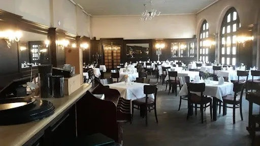Bild von "Lutter & Wegner" im Schloss Glienicke