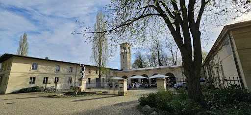 Bild von "Lutter & Wegner" im Schloss Glienicke