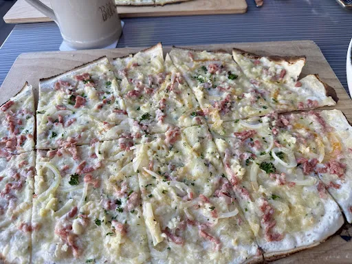 Bild von Flammkuchen Hütte Becker