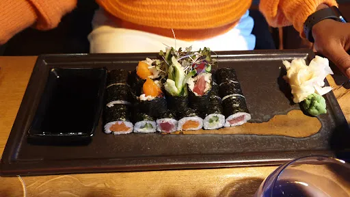 Bild von Kinjo Sushi & Grill