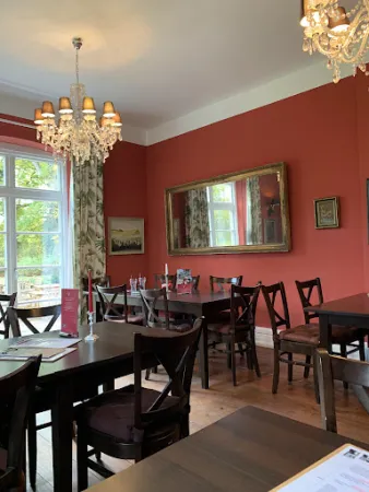 Bild von Café Alte Schule by Erna