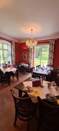 Bild von Café Alte Schule by Erna