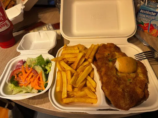 Bild von Schweinske Restaurant in Hamburg Lohbrügge - Schnitzel, Burger & Frühstück