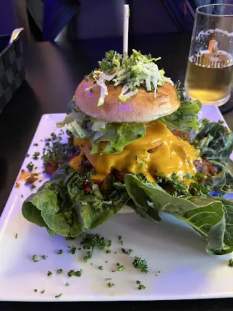 Bild von Calvins Burger & Schnitzel House