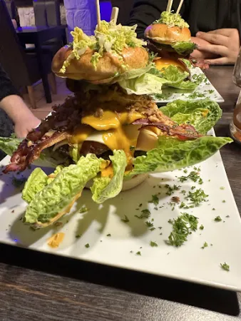 Bild von Calvins Burger & Schnitzel House