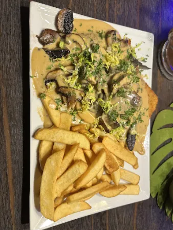 Bild von Calvins Burger & Schnitzel House