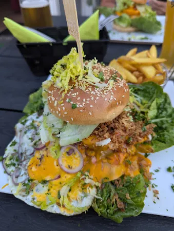 Bild von Calvins Burger & Schnitzel House
