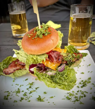 Bild von Calvins Burger & Schnitzel House