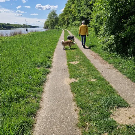 Bild von Kanal 33 Pension - Café - Biergarten