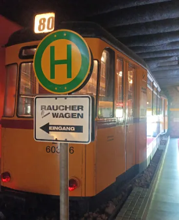 Bild von BOWLING-BAHN