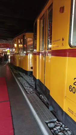 Bild von BOWLING-BAHN