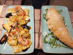 Vesuvio Pizzeria Ulmen Napoletana