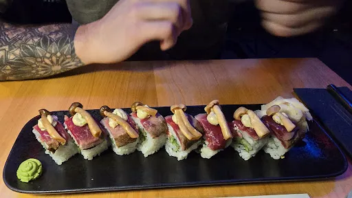 Bild von Schilling Roofbar (Nikkei Sushi & Modern Cocktails)