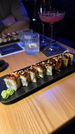 Bild von Schilling Roofbar (Nikkei Sushi & Modern Cocktails)