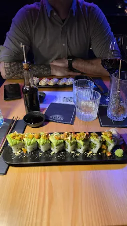 Bild von Schilling Roofbar (Nikkei Sushi & Modern Cocktails)