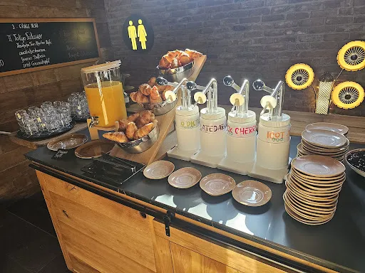 Bild von NABOO Restaurant - Cafe - Bar