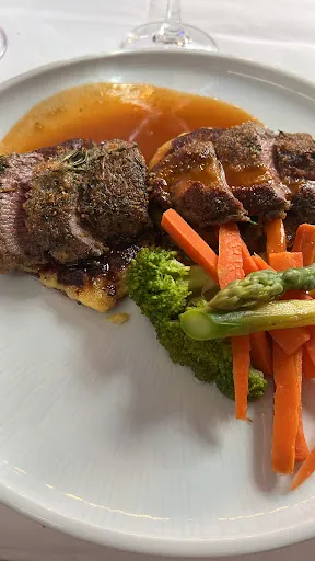 LE Populair Restaurant Bar Cafe
