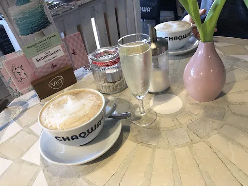 Bild von Café Edelweiss im Rosenrot