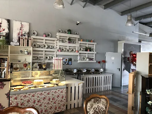 Bild von Café Edelweiss im Rosenrot
