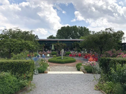 Bild von Café Edelweiss im Rosenrot