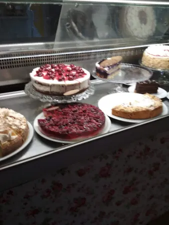 Bild von Café Edelweiss im Rosenrot