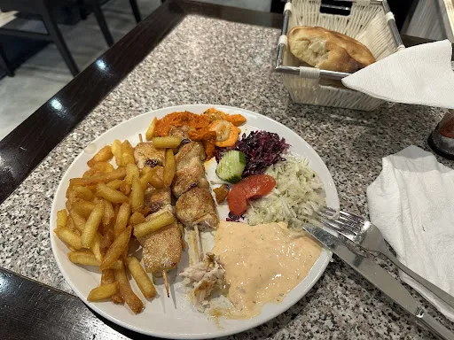Bild von Balkan Grill Pnishi