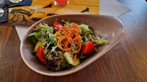 Simba-Bistro-Restaurant, Haile Regbe