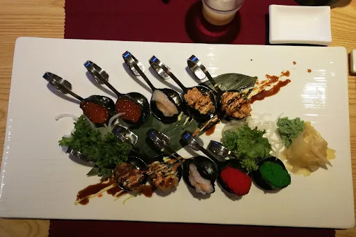 Bild von Sushi & China Restaurant Ye Shan Fang