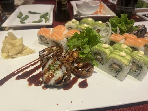 Bild von Sushi & China Restaurant Ye Shan Fang