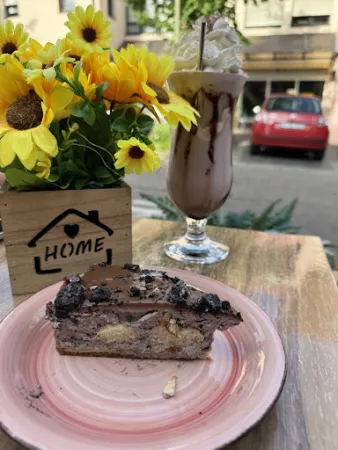 4Almis CafeLounge