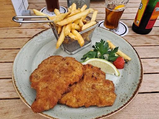 Bild von MEZZO - Restaurant / Bar / Garten im Hotel Schwanen Metzingen