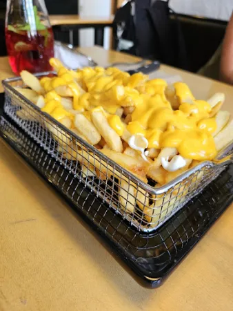 Bild von Pops Burger & Sportsbar
