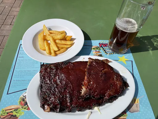 Bild von Yvis Diner