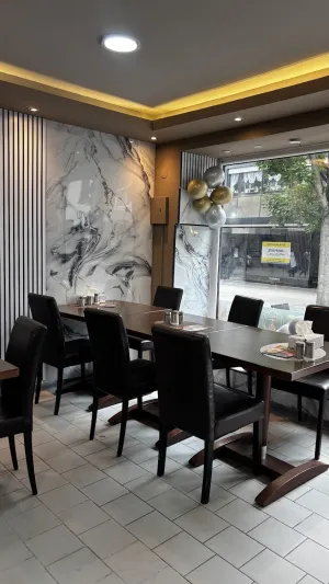 Zeno‘s Grill