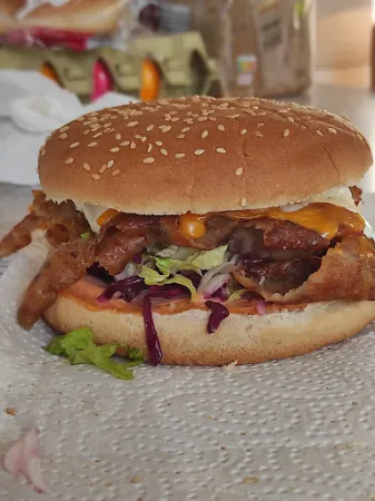 Bild von AZADÎ Döner & Pizzeria